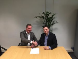 v.l.n.r. Jan Pieter Hallema, Directeur Medsen en Richard Arnoldussen, Managing Director Farmacie Groepen PharmaPartners